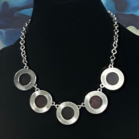 Lovely Cat's Eye Stone Necklace Deep Purple Silver-tone Chain Adjustable - Picture 7 of 7